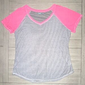 Maurice’s Gray and Hot Pink V-Neck Raglan Top